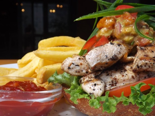 Colonel Malone's Restaurant & Bar